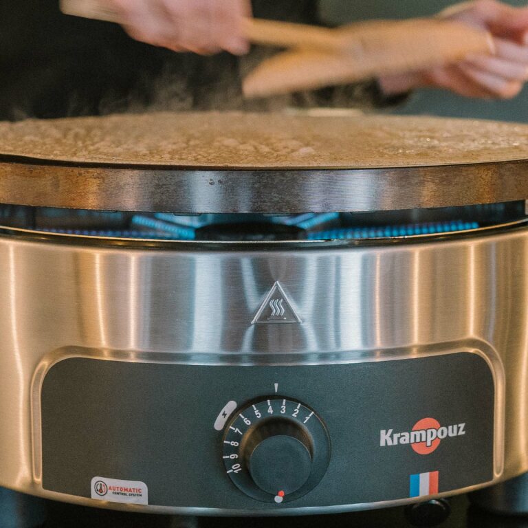 Crêpière à gaz : Installation, raccordement et utilisation